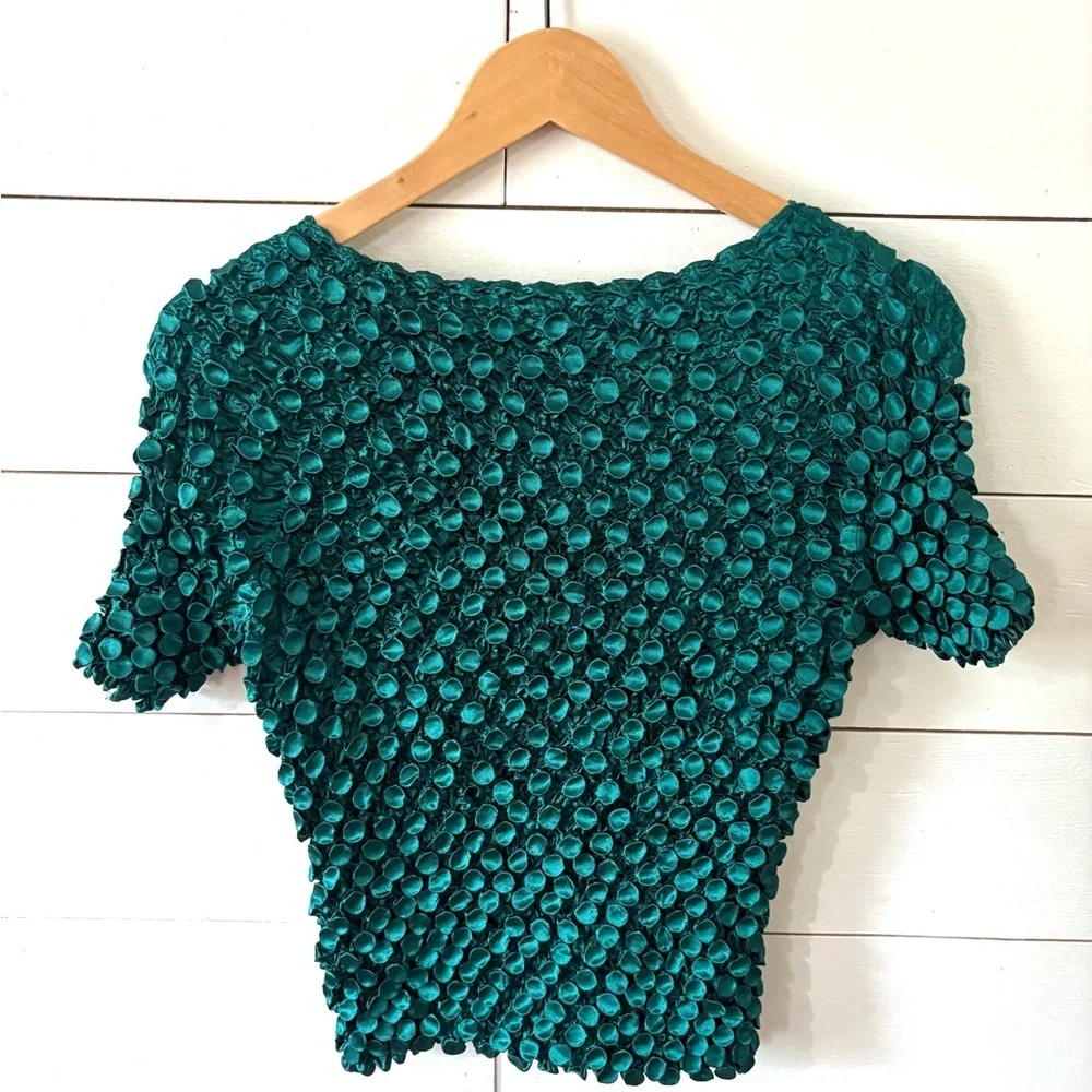 Crinkle popcorn bubble Y2K shirt - Picture 4 of 5